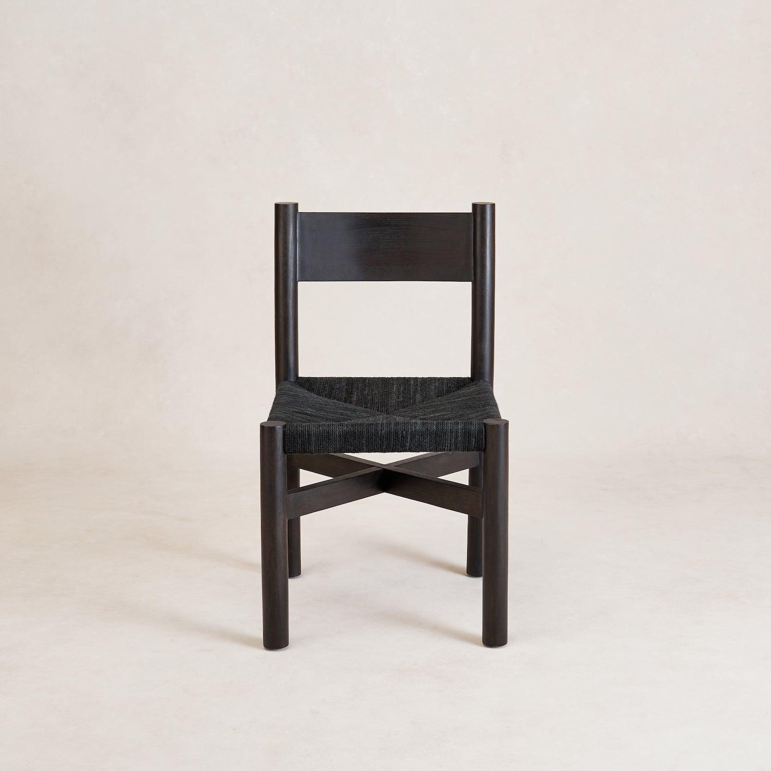 ダイニングチェア Black Lounge Chair Nonna Dining Chair in Black