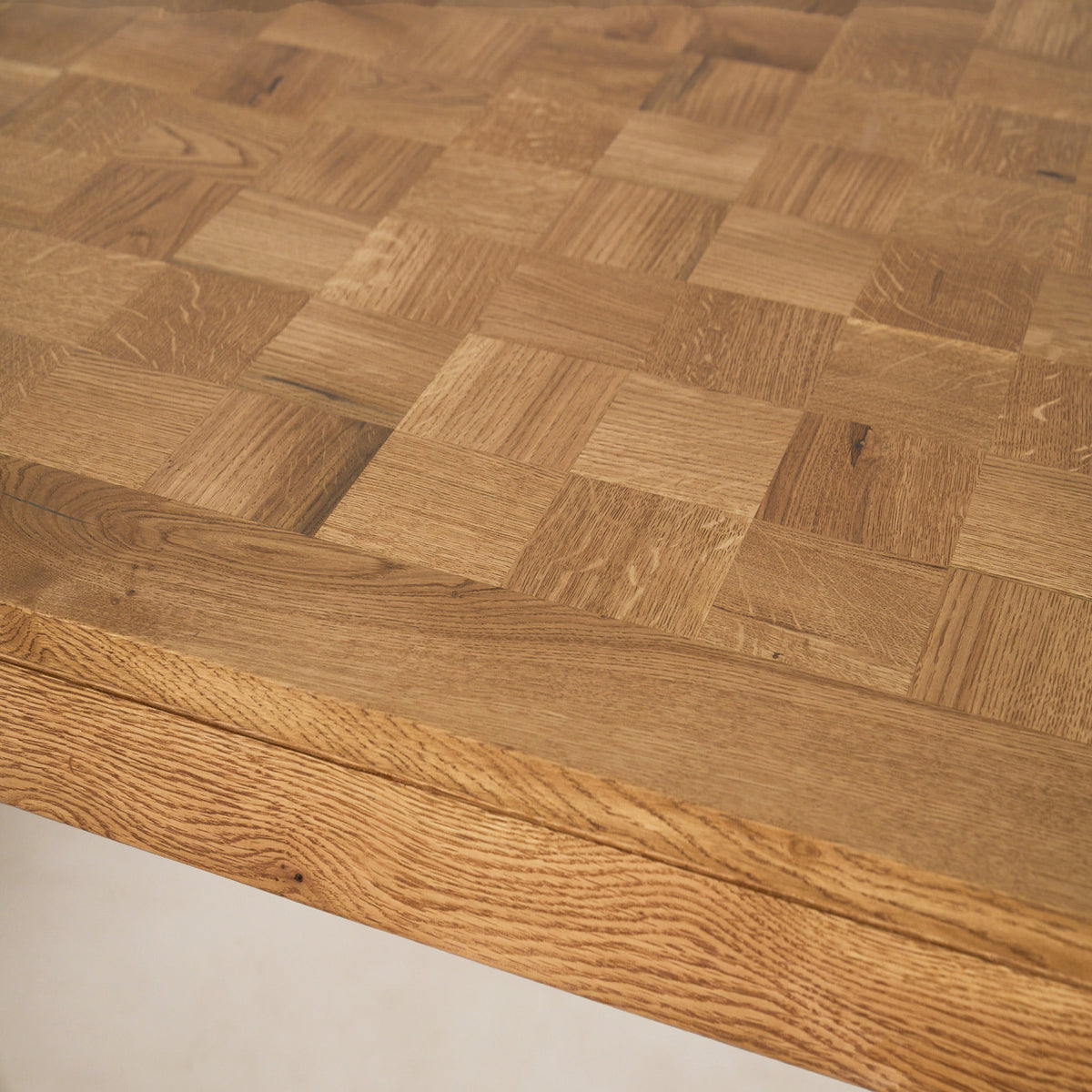 Ghent Dining Table