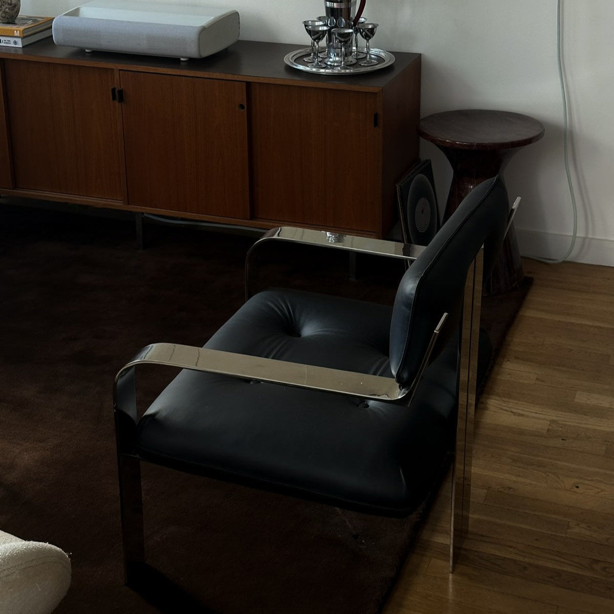 Chair #1 - Black Leather - House of Leon