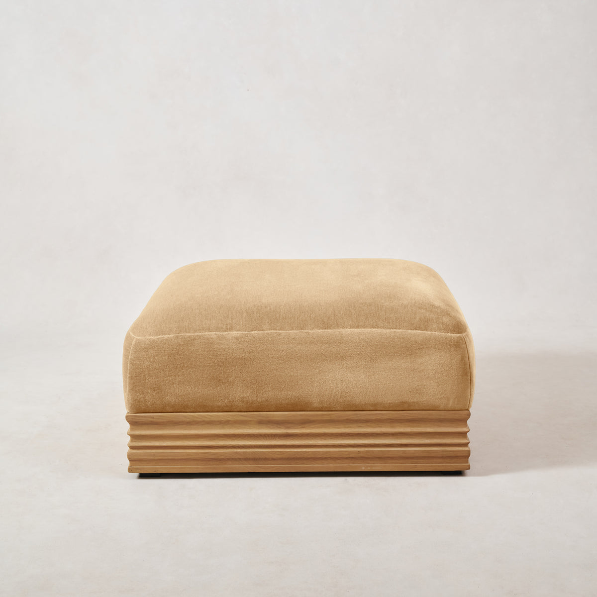 palazzo-mohair-ottoman-nude-house-of-leon