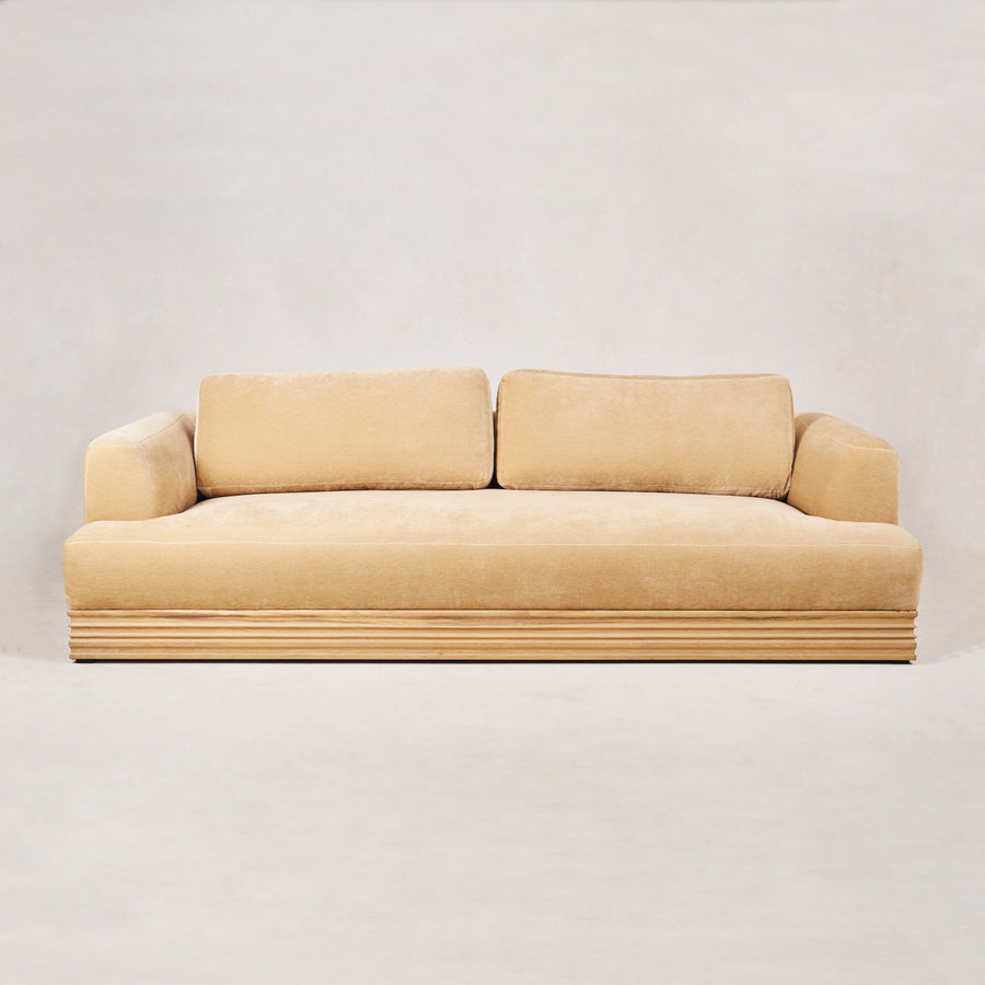 Palazzo-sofa-nude-96"