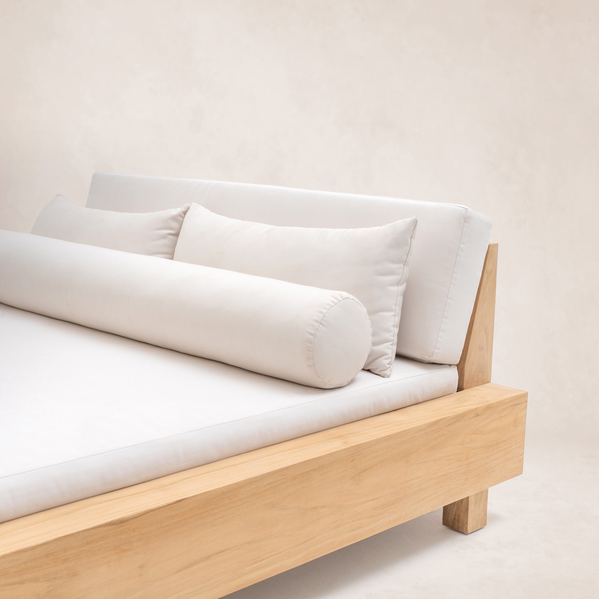 Ojai Outdoor Daybed | Luxurious Teak Frame | Sunbrella Cushions