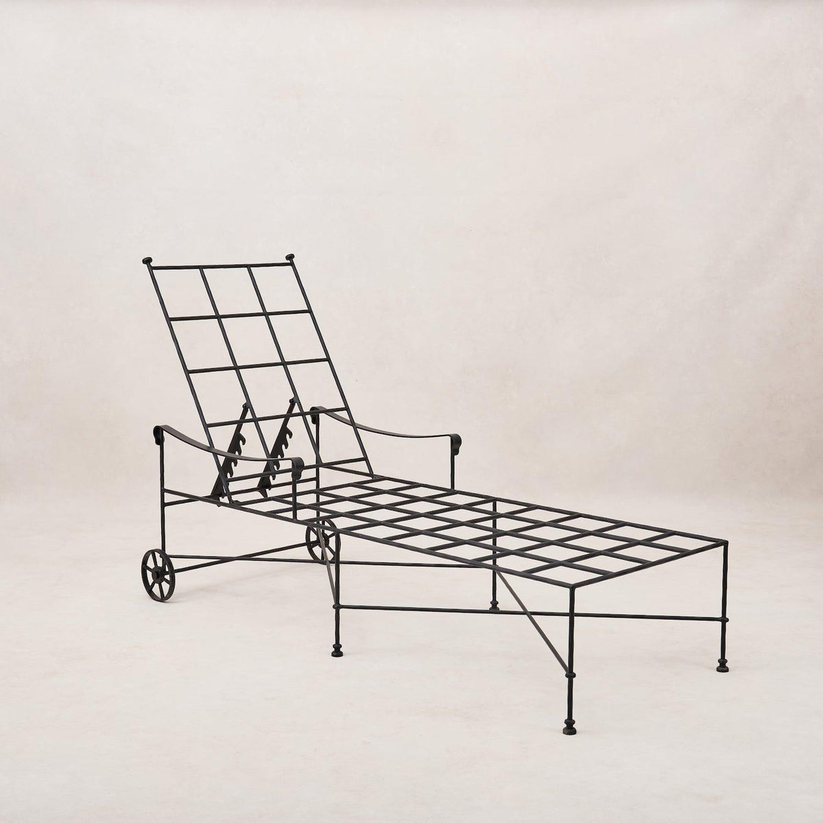 Provence Outdoor Chaise Lounge - Boucle-Outdoor Beds-House of Leon